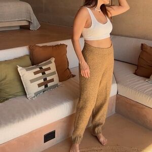 Zara Poly/Acrylic Knit Pants.